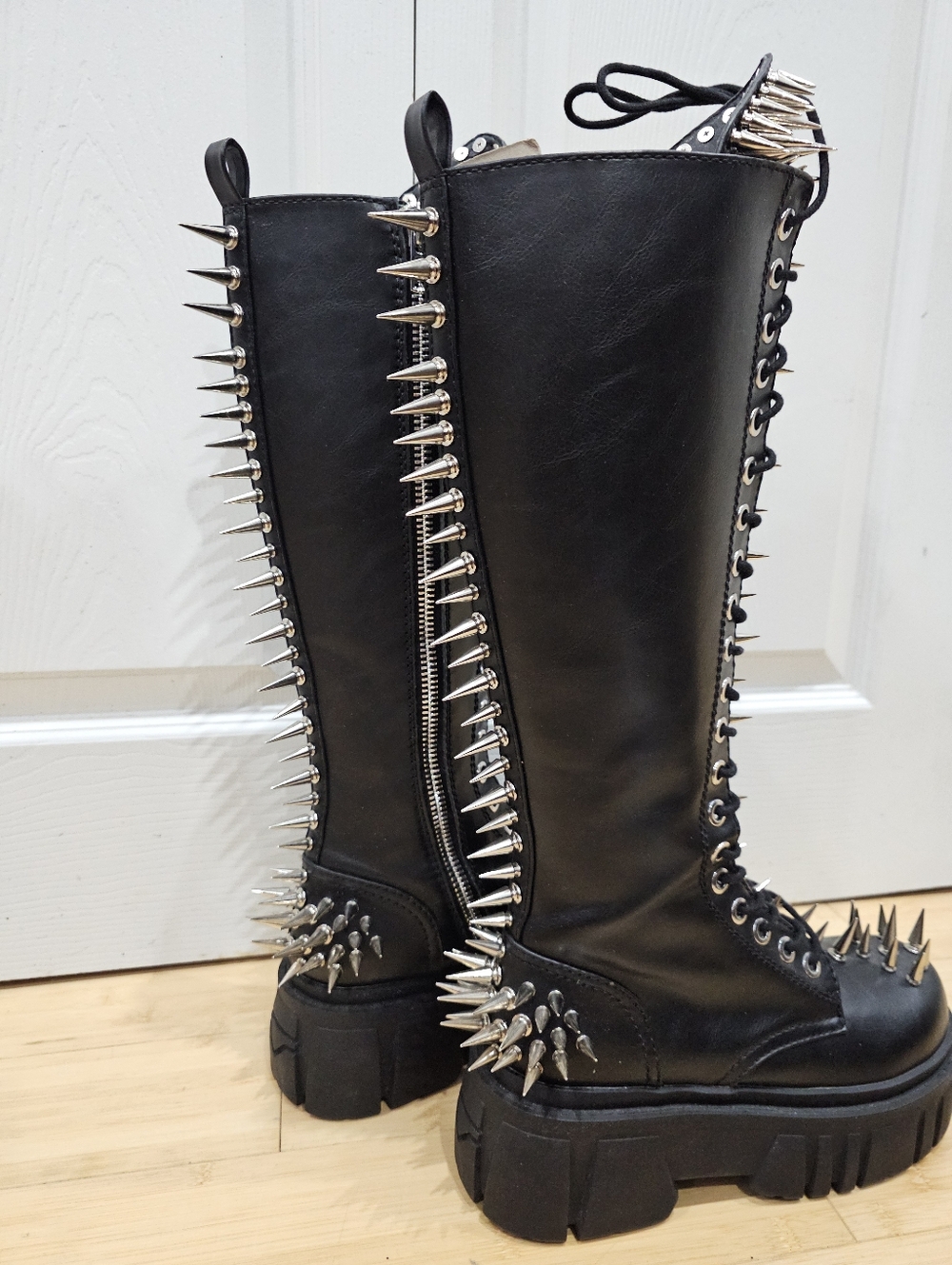 Rare Dolls Kill Widow Punk Goth The Problem Child Black Silver Spiked Knee Boots - Picture 2 of 15